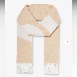 A.P.C Malo branded wool-blend scarf
